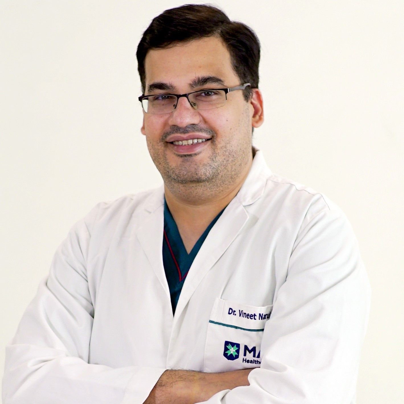 Dr. Vineet Narula